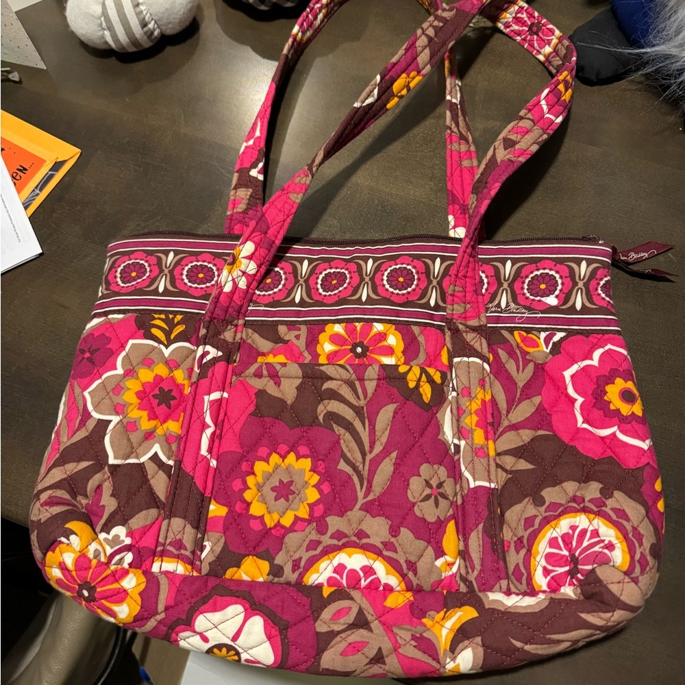 PRICE CUT  Vera Bradley Purse; EUC
